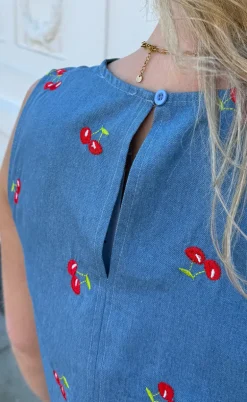 Say INA Copenhagen Kjole - Naja - Denim Blue w. Cherries