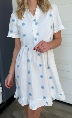 Say INA Copenhagen Kjole - Catja Summer - Blue Flower Embroidery