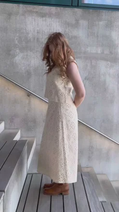 Say INA Copenhagen Nederdel - Naja - Off White Denim W. Embroidery