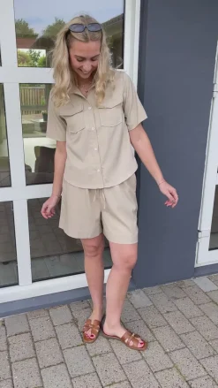 Say INA Copenhagen Shorts - Amalie - Chocolate Brown