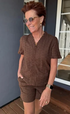 Say INA Copenhagen Shorts - Catja - Mocca Broderie Anglaise