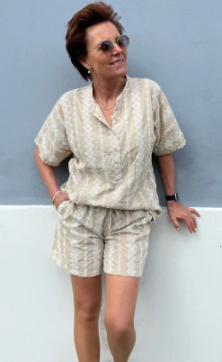 Say INA Copenhagen Shorts - Erica - Camel/White Embroidery