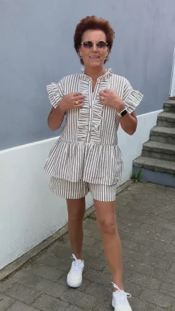 Say INA Copenhagen Shorts - Liv - White / Brown Striped