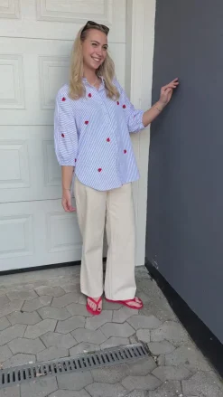 Say INA Copenhagen Skjorte - Selma - Blue Striped W. Strawberries