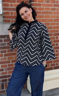 Say INA Copenhagen Skjorte - Zara Zig Zag - Black W. White