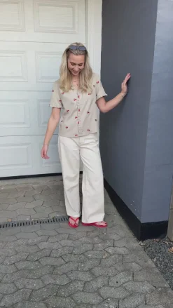 Say INA Copenhagen Top - Catja - Sand W. Cherries