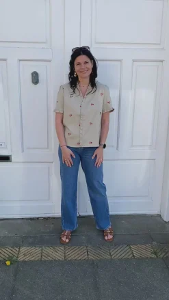 Say INA Copenhagen Top - Catja - Sand W. Cherries