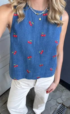 Say INA Copenhagen Top - Naja - Denim Blue w. Cherries