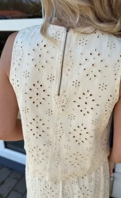 Say INA Copenhagen Top - Naja - Off White Denim W. Embroidery