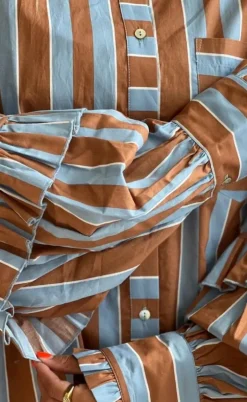 Stories From The Atelier Skjorte - Untitled - Brown/Light Blue