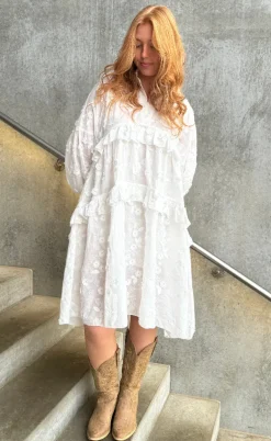 Stories From The Atelier Kjole - Your Heart - White