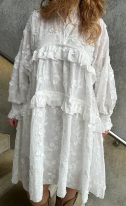 Stories From The Atelier Kjole - Your Heart - White