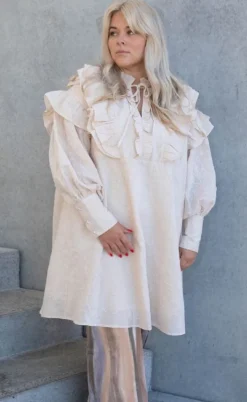 Stories From The Atelier Kjole - The Sound Dress - White