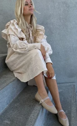 Stories From The Atelier Kjole - The Sound Dress - White