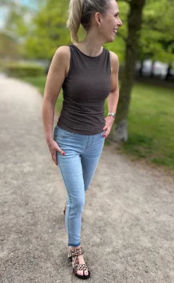 Tim & Simonsen Top - Belen V-Lace - Caffe (vendbar)