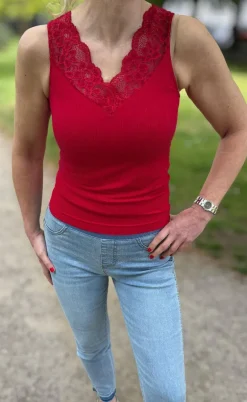 Tim & Simonsen Top - Belen V-Lace - Rosso (vendbar)