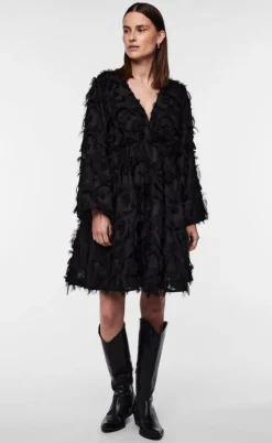 YAS Kjole - Pazylla - Black